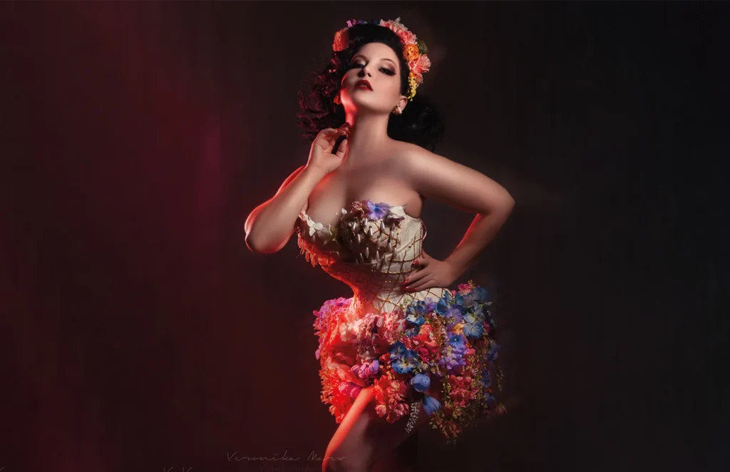 Area Burlesque con Petite Chérie